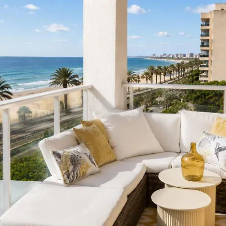 Apartment Helen Beachfront Luxury Muchavista